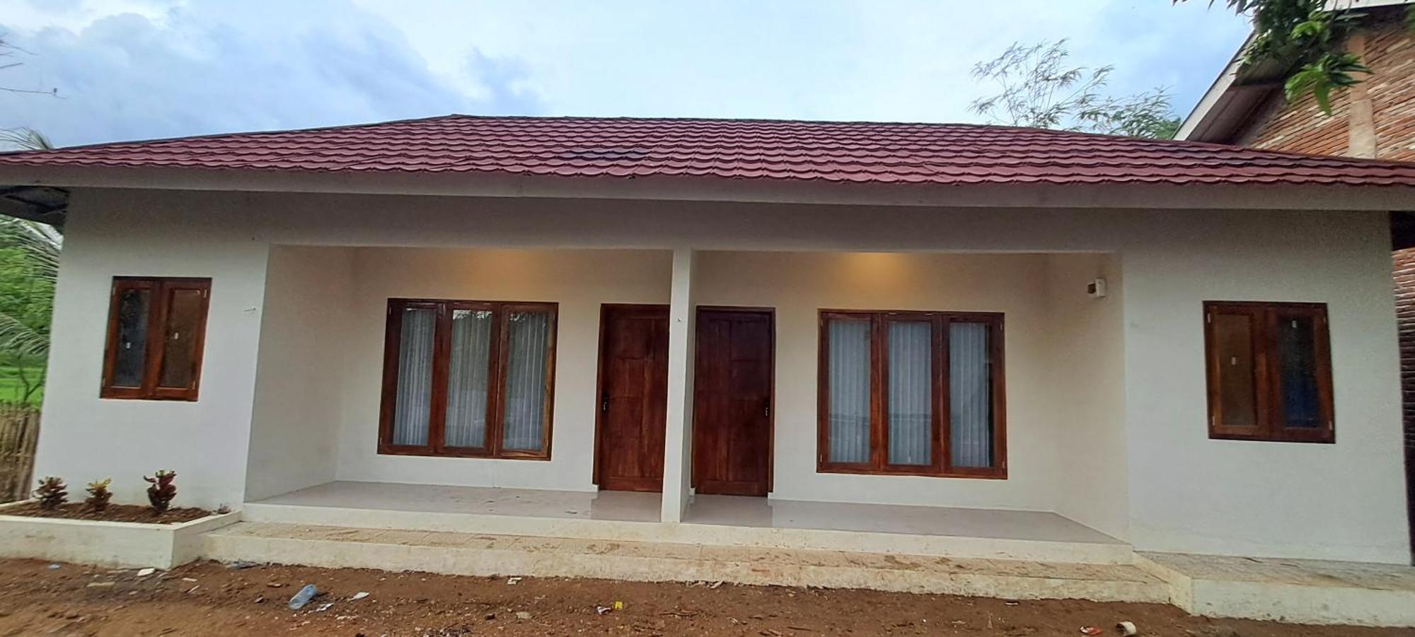 Mandalika Homestay Kuta  Luaran gambar